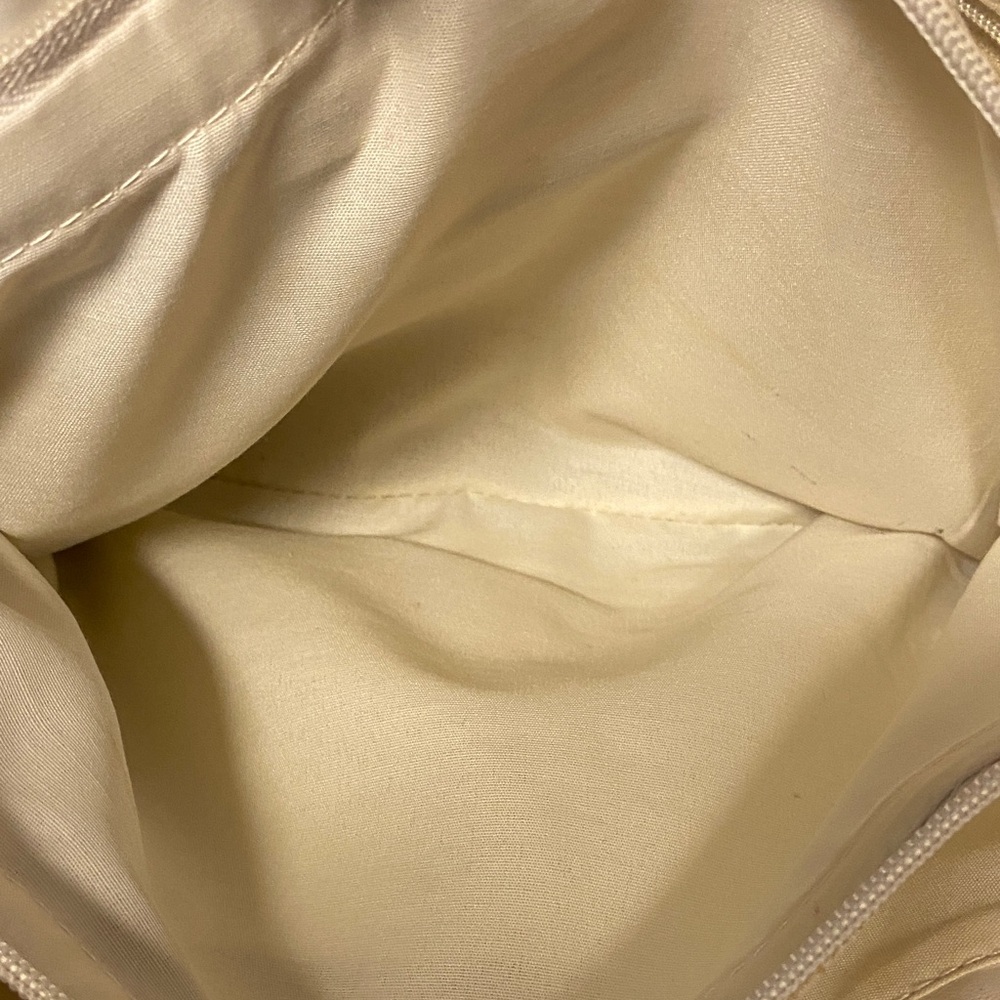 Relic Cream Shoulder Bag - Picture 7 of 9